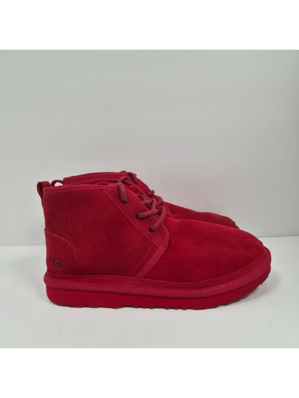 UGG Women's Red Neumel Boots S/N 1017320K US Size 6